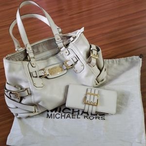 Michael Kors bag and wallet set